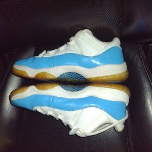 Jordan 11 Retro Low UNC